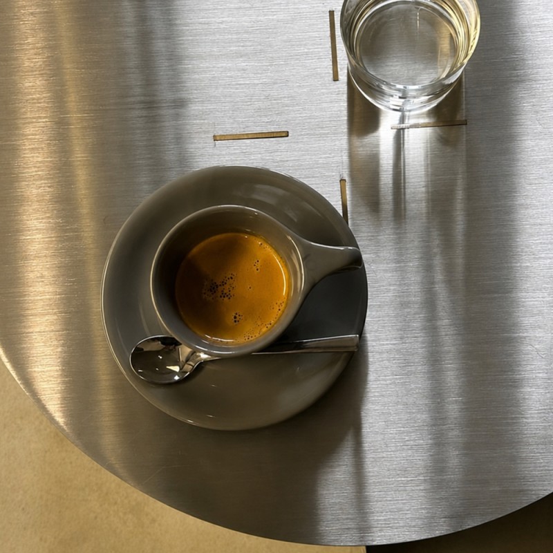 Metal coffee table Circle M