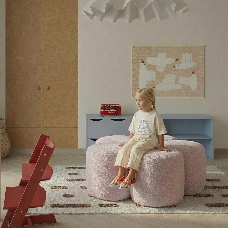 Designer pouf MAK BOUCLE PINK